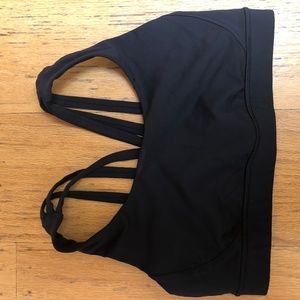 Black printed Energy bra by Lululemon Size 6